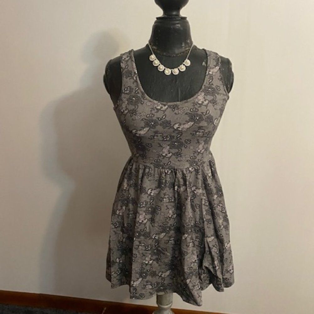 Hot Topic Gray/White Fit and Flare dress, size S